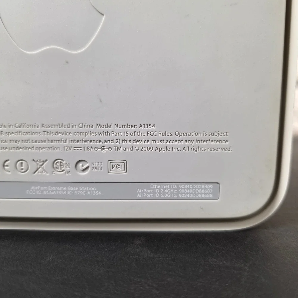 Apple AirPort Extreme Base Station A1354 GOOD Dual-Band Wireless Router Untested
